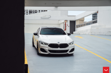 BMW M850i на дисках Hybrid Forged HF-5