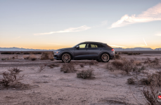 Audi Q8 на дисках Vossen Forged S17-01