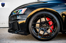 Audi RS5 на дисках Rohana RFX11 Gloss Black