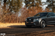 Jaguar F-Pace на дисках Niche Vosso