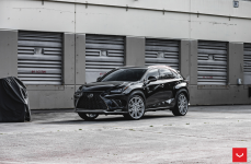 Lexus NX 300 на дисках Vossen CV10