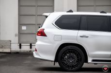 Lexus LX570 на кованых дисках Vossen Forged S17-07