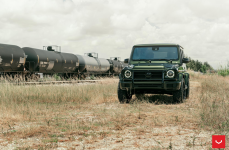 Mercedes G550 на дисках Vossen CV10