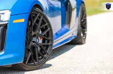 Audi R8 на дисках Rohana RFX10