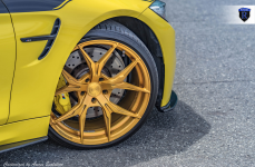 BMW M4 на дисках Rohana RFX5 Custom Gold
