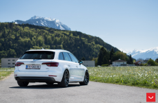 Audi A4 Avant на дисках Vossen VFS-1