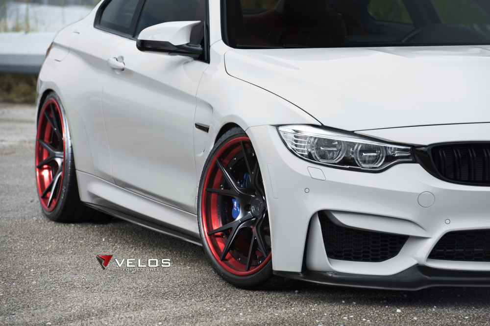 BMW F82 M4 на дисках Velos S3 Wheels