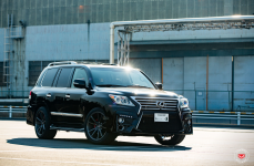 Lexus LX570 на дисках Vossen Forged VPS-301