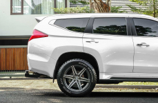 Mitsubishi Pajero Sport на дисках Vossen HF6-2