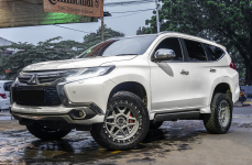 Mitsubishi Pajero Sport на дисках Black Rhino Kelso