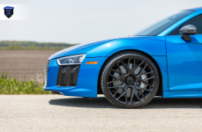 Audi R8 на дисках Rohana RFX10