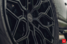 Land Rover Defender на дисках Hybrid Forged HF-2