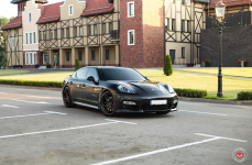 Porsche Panamera GTS на дисках Vossen Forged HC-2