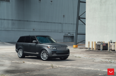 Land Rover Range Rover на дисках VOSSEN CV10