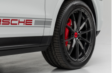 Porsche Cayenne на дисках V-FF 109 Carbon Graphite