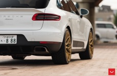 Porsche Macan на дисках Hybrid Forged HF-2