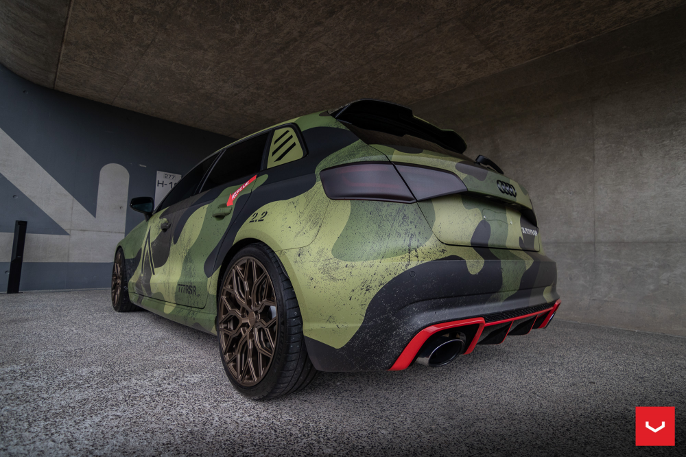 Audi RS3 Sportback на дисках Hybrid Forged HF-2