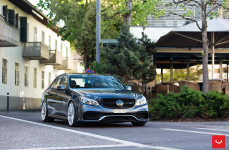 Mercedes E63 на дисках Vossen Hybrid Forged VFS-10