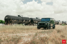 Mercedes G-Class (W463) на дисках VOSSEN CV10