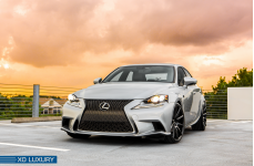 Lexus IS на дисках