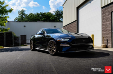 Ford Mustang GT на дисках Hybrid Forged HF-2