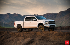 Ford Raptor на дисках Hybrid Forged HF6-4