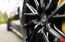 Porsche Taycan на дисках Hybrid Forged HF-4T