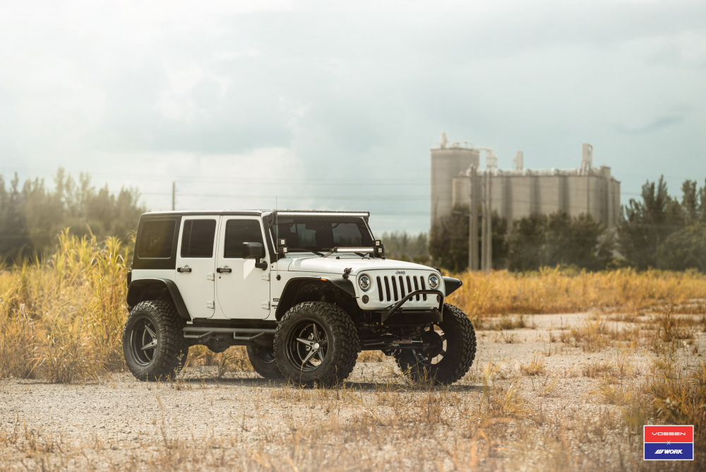 Jeep Wrangler на дисках Vossen x Work VWS-3