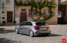 Mercedes A Class на дисках Vossen CVT