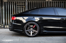 Audi S5 на дисках Vossen CV3-R