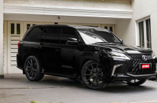 Lexus LX на дисках 