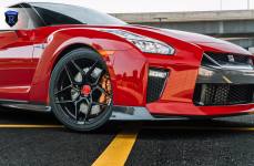Nissan GTR на дисках Rohana RFX11 Gloss Black