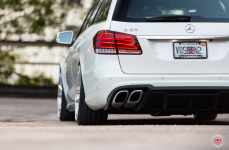 Mercedes-Benz E63 Wagon на дисках Vossen Forged VPS-301
