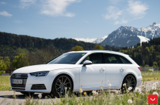 Audi A4 Avant на дисках Vossen VFS-1