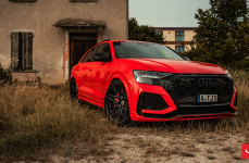 Audi Q8 на дисках VOSSEN HF-7