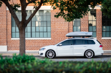 Volkswagen Golf на дисках TSW Chrono