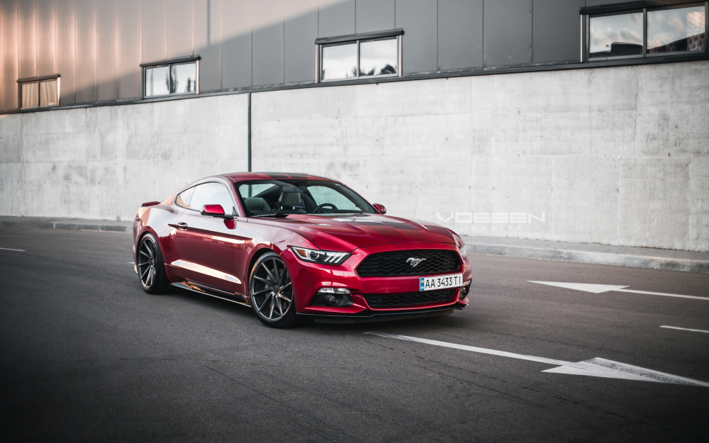 Ford Mustang на дисках Vossen CVT