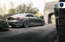 Mercedes Benz CLS на дисках Rohana RFX11 Brushed Titanium