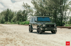 Mercedes G550 на дисках Vossen CV10