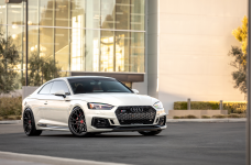 Audi RS5 на дисках 20