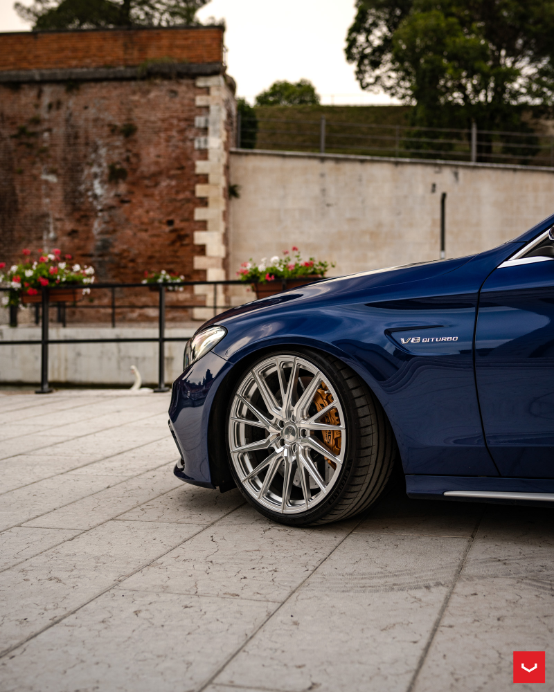 AMG C63S на дисках HF-4T