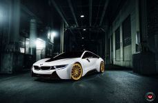 BMW i8 на дисках Vossen Forged LC-105T
