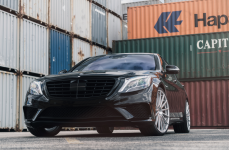 Mercedes Benz S550 на дисках Avant Garde M615 R22