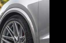 Audi RSQ8 на дисках Hybrid Forged HF-7