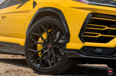 Lamborghini Urus на кованых дисках Vossen Forged S17-01