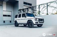Mercedes G-Class (W463) на дисках VOSSEN FORGED S21-01