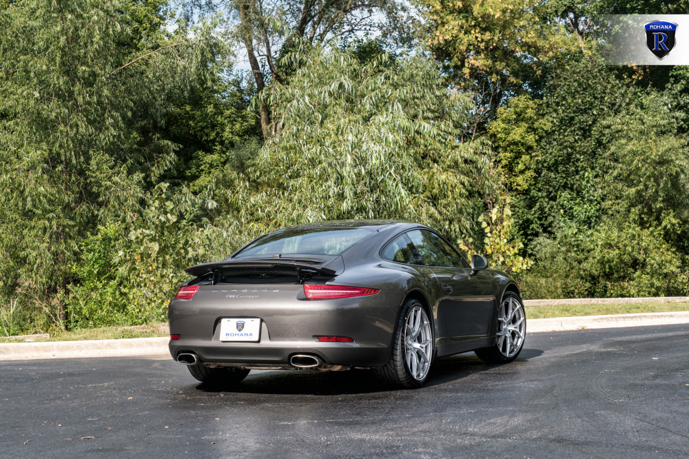 Porsche 911 на дисках Rohana RFX5