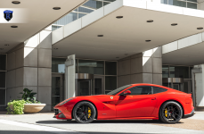 Ferrari F12 на дисках Rohana RFG15