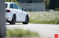 Audi A4 Avant на дисках Vossen VFS-1