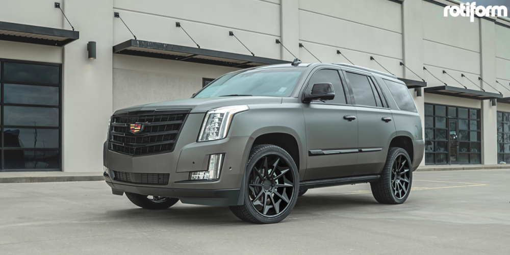 Cadillac Escalade на дисках Rotiform CVT